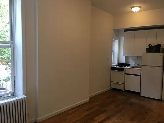 Rented by Sky Management | media 18