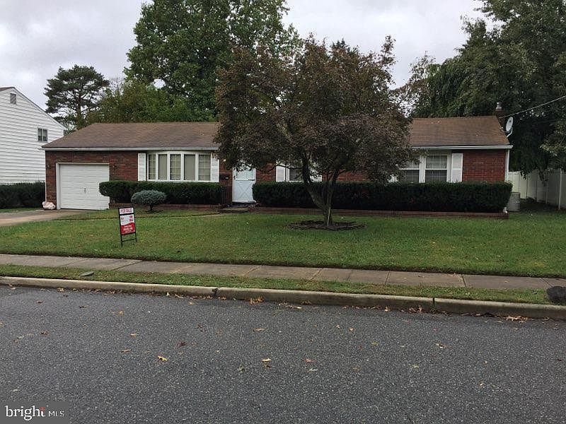 2nd image of 13 Cornell Ave