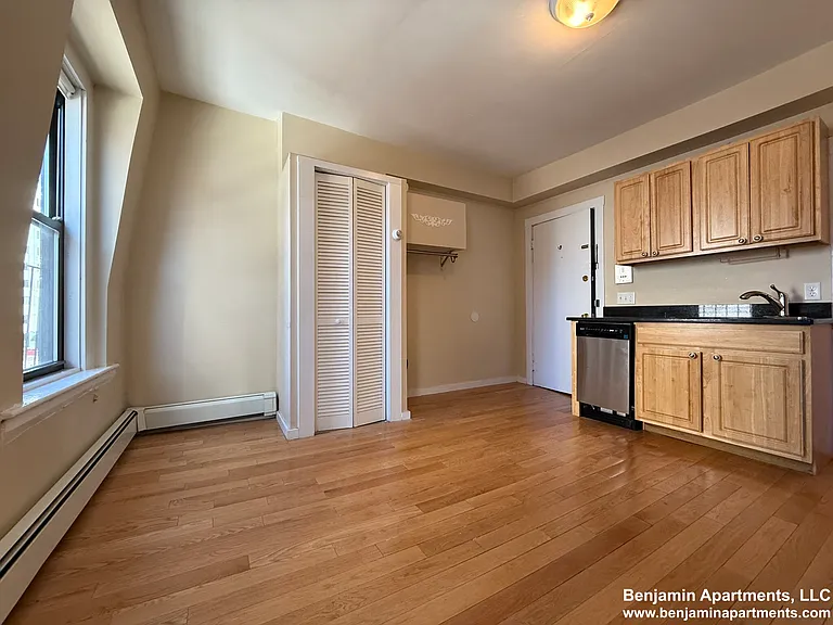 232 Cambridge St #13 — Photo 5