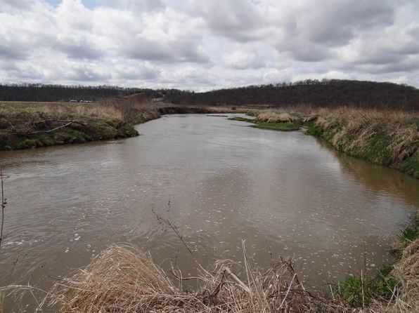 151.68+/- Acres Rattlesnake Road, Cassville, WI 53806