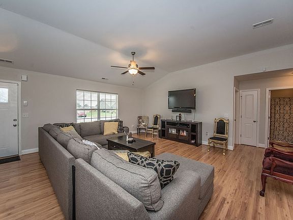 4th image of 407 Bradburn Fields Ct