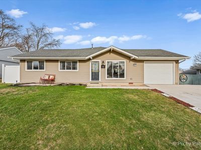 27 S Oltendorf Rd, Streamwood, IL, 60107