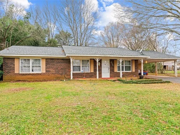 339 Stewart Dr SW, Calhoun, GA 30701