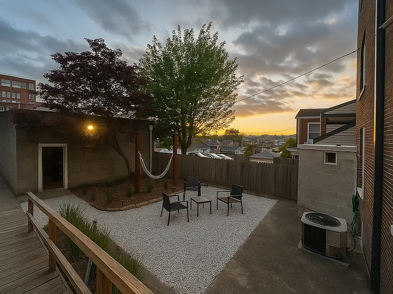 334 Main St — Photo 18