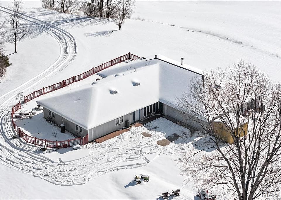 1st image of 4157 Wetzler Rd