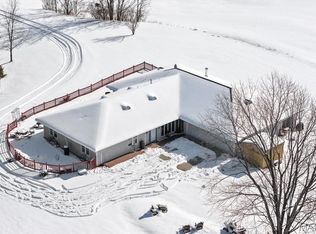 4157 Wetzler Rd, Fults, IL 62244