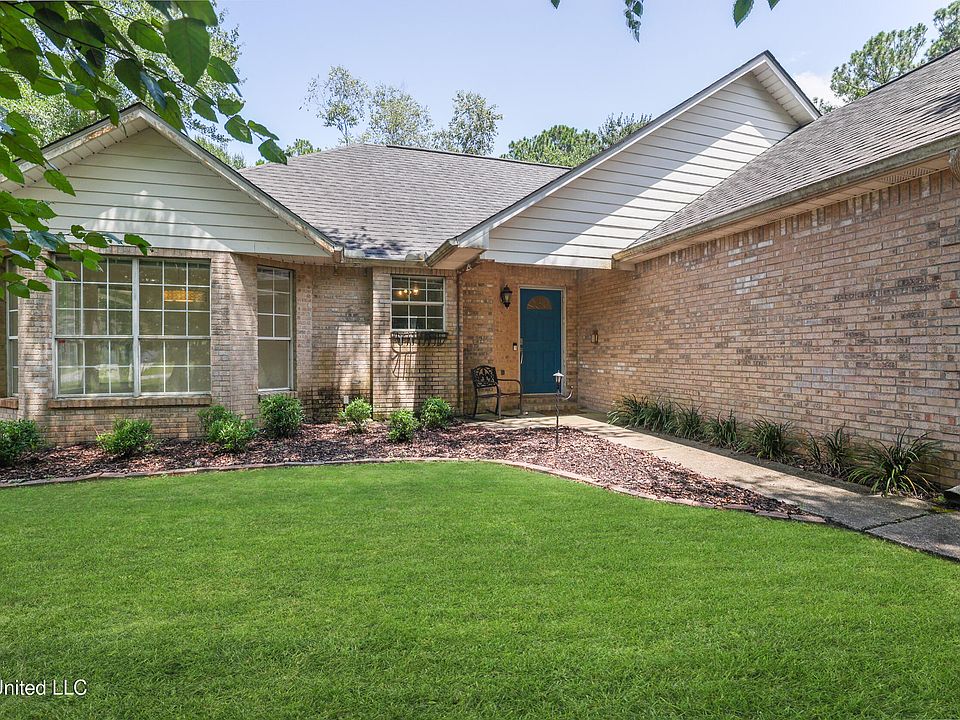 1st image of 8004 Martin Bluff Rd