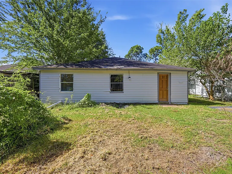 2088 Pope St — Photo 19