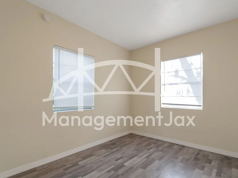 2604 Van Gundy Rd — Photo 6