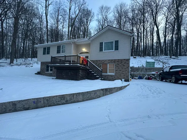 394 Black Swan Rd, Du Bois, PA 15801