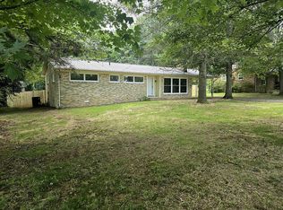1606 Hilltop Dr, Lawrenceburg, TN 38464