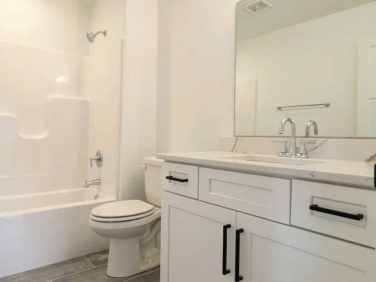 137 Independence Ln — Photo 22