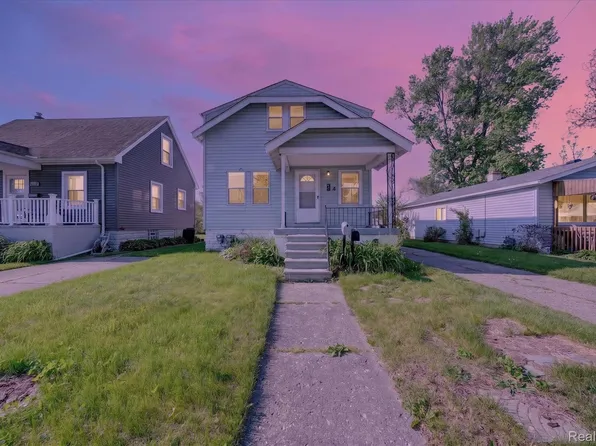 453 Manatee Ave, Hazel Park, MI 48030