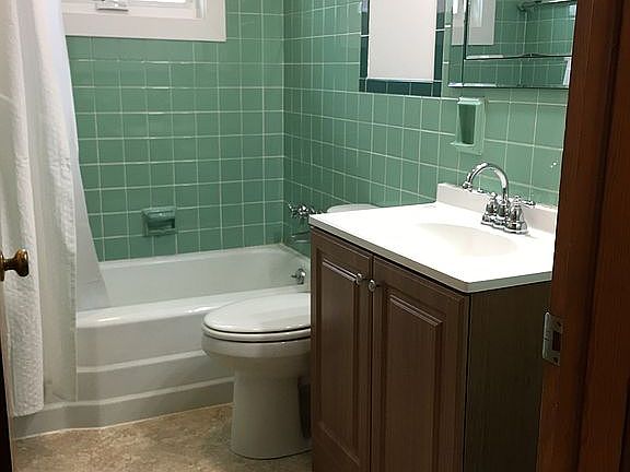 2nd image of 220 Joseph Dr