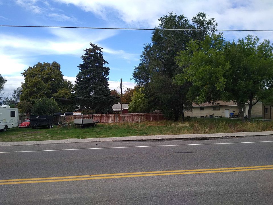 2nd image of 11 Hiline Rd