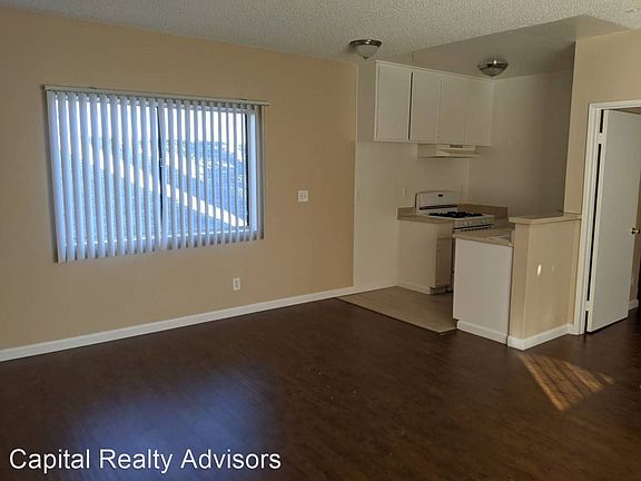3rd image of 421 McDonald Ave APT 1