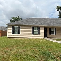 1st image of 1819 Hazel Dr