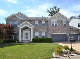 5106 Romaine Spring Dr, Fenton, MO 63026