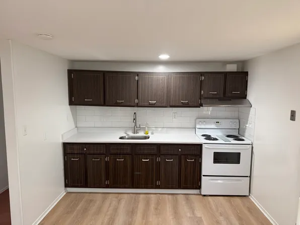 (undisclosed Address), West Babylon, NY 11704