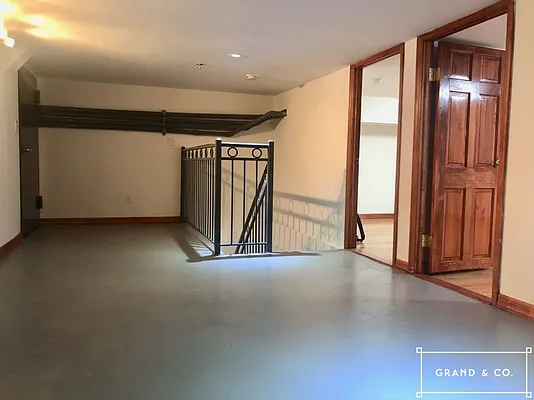 Rented by Grand & Co. | media 39