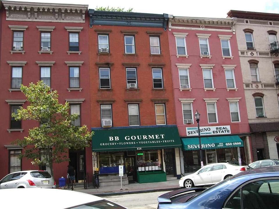 Building Photo 4