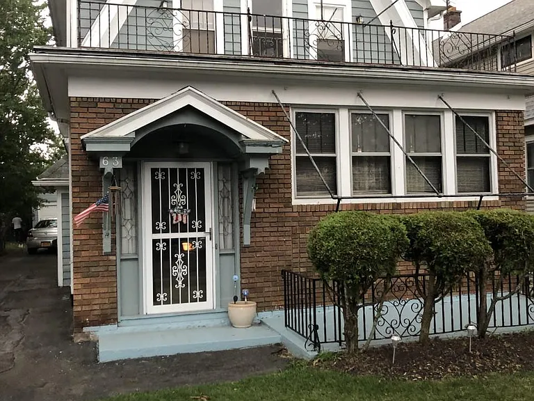 63 Ruspin Ave — Photo 1