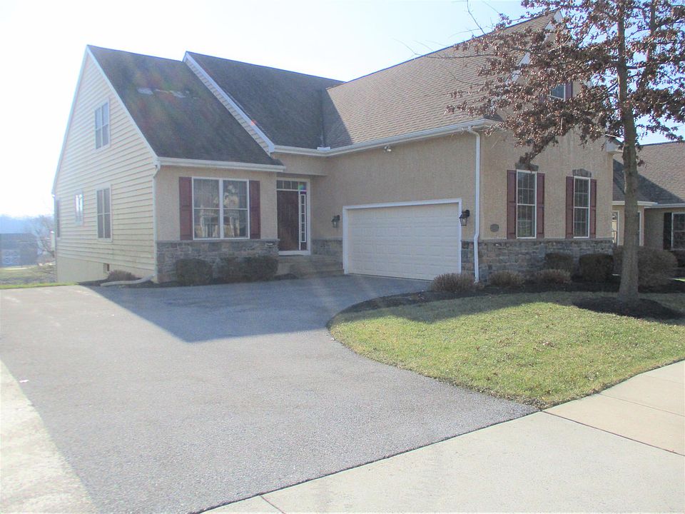 108 Crescent Road