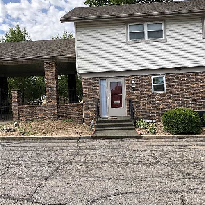 1st image of 111 S Summit St #1-B