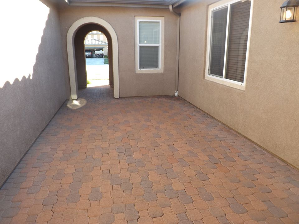 1st image of 31892 Corte San Pablo