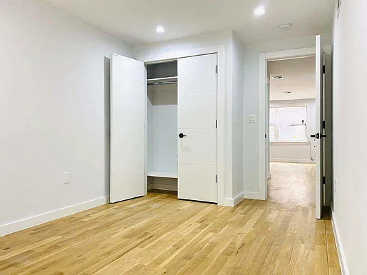 Rented by Hagstrom Management Inc | media 11