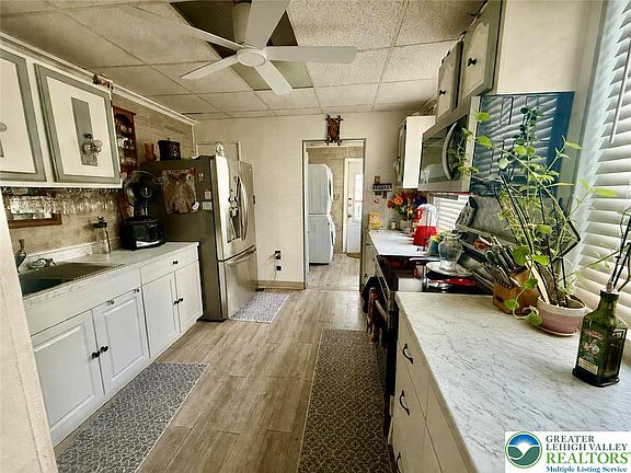5th image of 328 N 14th St