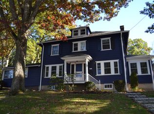 125 Hillcrest Rd, Needham, MA 02492