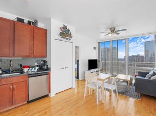 1 E 8th St #1006, Chicago, IL 60605