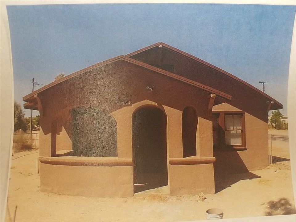 2nd image of 29474 E Arizona Ave