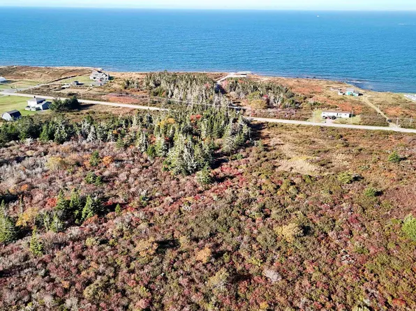 Highway 3, Lower East Pubnico, NS B0W 2A0