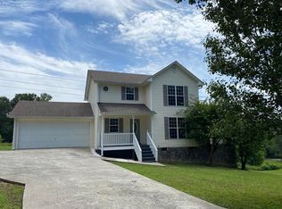 2904 Vine Dr, Dalton, GA 30721