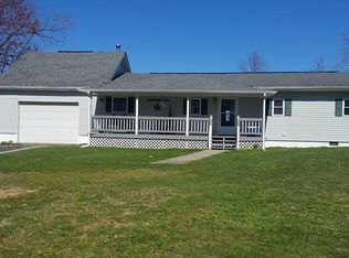 1315 Runa Rd, Mount Nebo, WV 26679