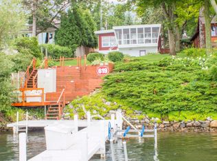 W4082 Walnut Ln, Lake Geneva, WI 53147