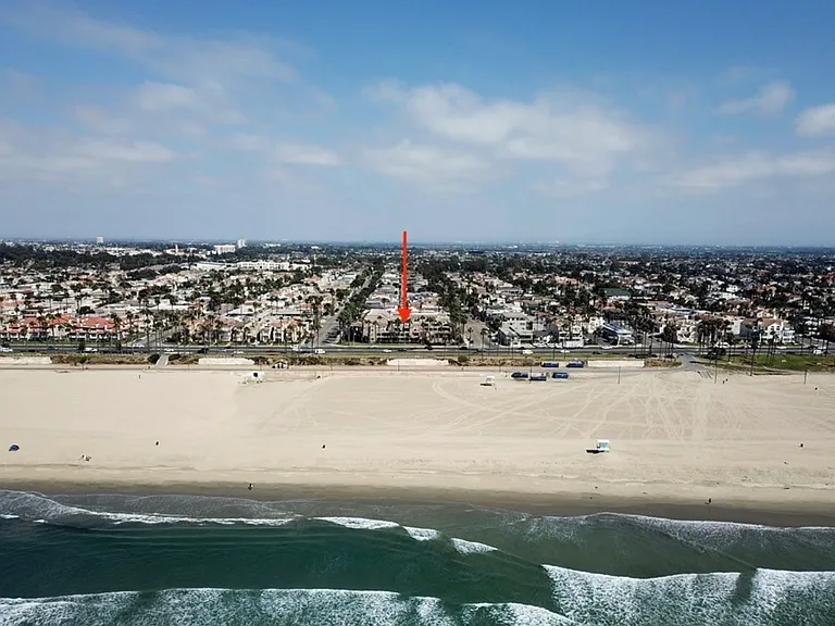 1200 Pacific Coast Hwy #427 — Photo 27