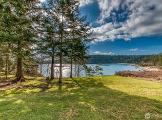 176 Dunweedin Ln, Lopez Island, WA 98261