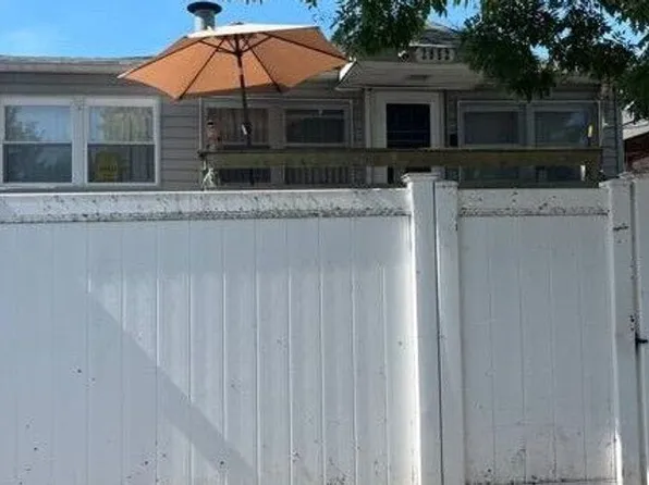 2952 Gerritsen Ave, Brooklyn, NY 11229