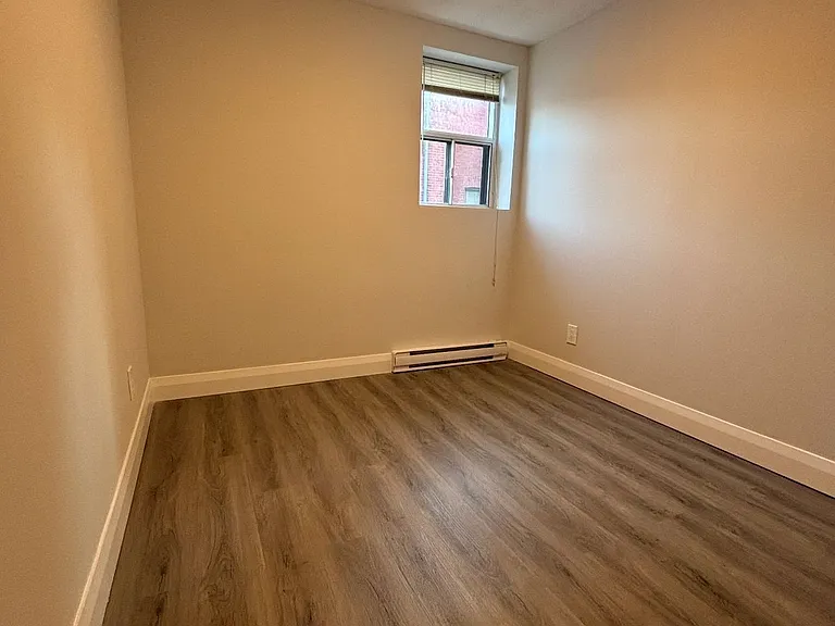 99 Bellevue Ave #4 — Photo 4