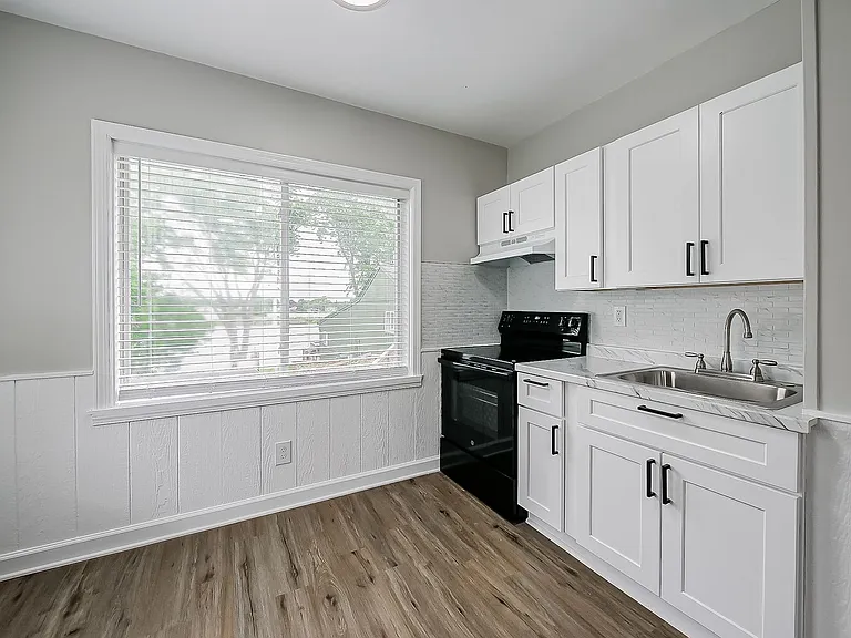 3170 Dixie Hwy — Photo 4