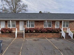 425 School St, Duncan, SC 29334