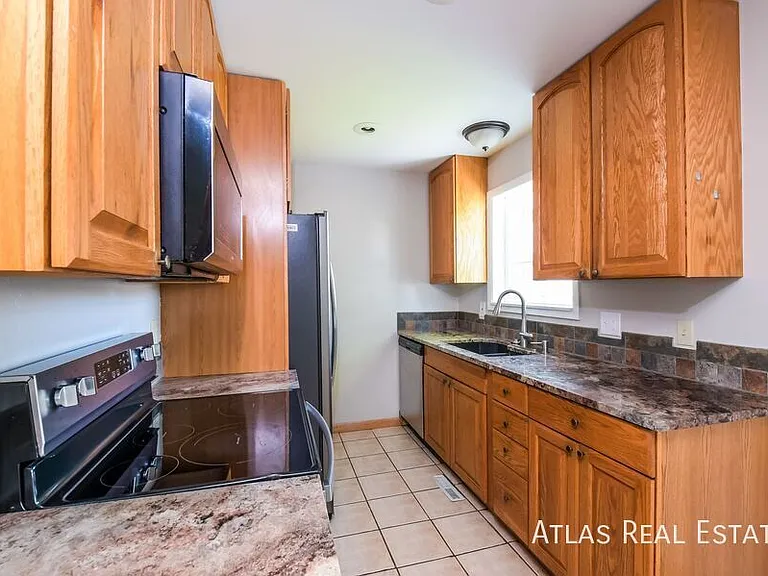 10553 W 106th Ct — Photo 7