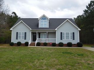 3232 Natural Pines Pl, Zebulon, NC 27597