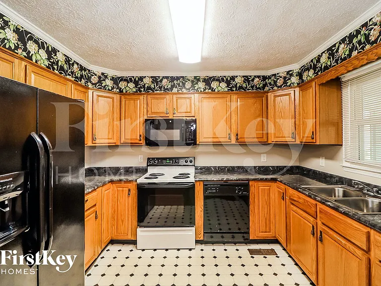 2333 Donnie Lee Dr — Photo 5