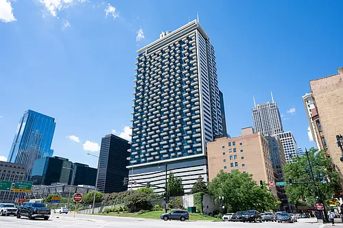 235 W Van Buren St #2915 Photo 1
