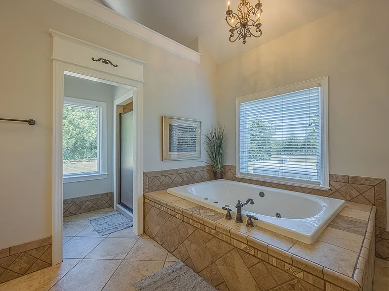 4060 Macon Hwy — Photo 29