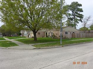 24002 Spring Mill Ln, Spring, TX 77373